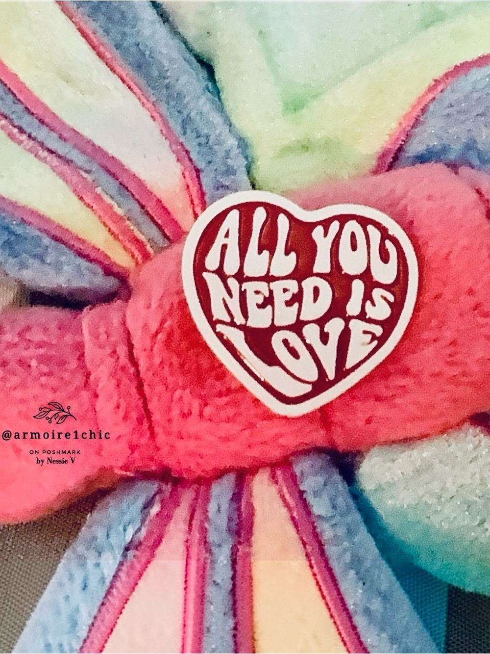 THE BEATLES | All You Need is Love Lapel Pin
